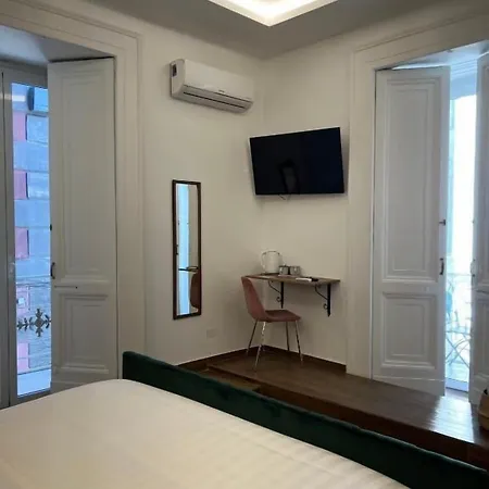 Oda ve Kahvaltı Residenza Toledo Napoli