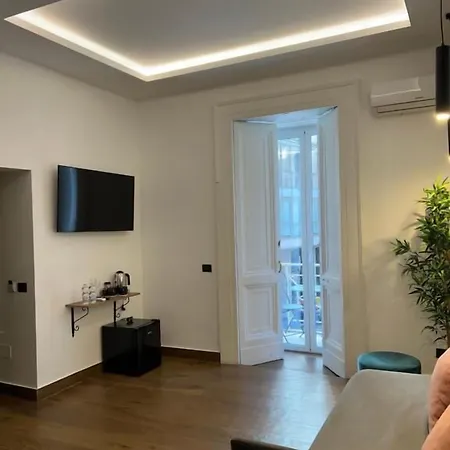 ベッド・アンド・ブレックファスト Residenza Toledo 4*