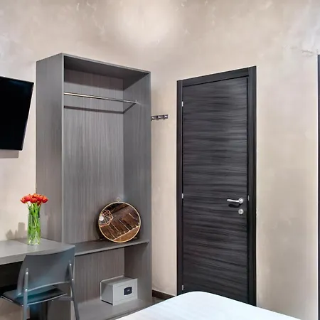 Residenza Toledo Nocleg ze śniadaniem 4*