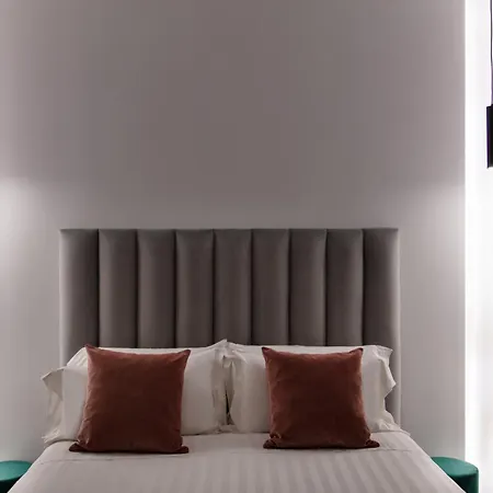 Residenza Toledo فندق مبيت وإفطار 4*