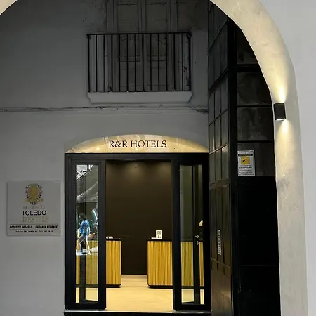 Nocleg ze śniadaniem Residenza Toledo 4*