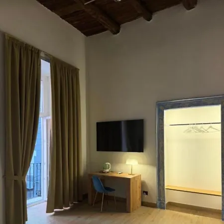 Residenza Toledo فندق مبيت وإفطار