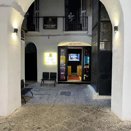 فندق مبيت وإفطار Residenza Toledo